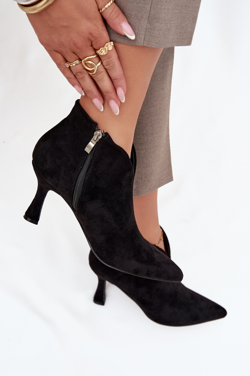 Низькі жіночі чоботи на каблуку еко замша чорні Jolivra