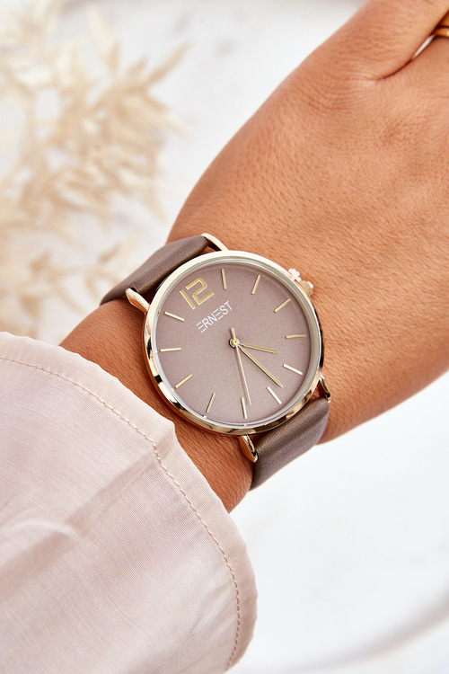 Жіночий годинник на шкіряному ремінці Ernest E62001MD сірий