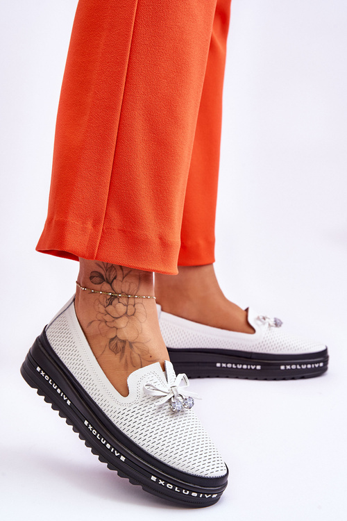 Жіночі шкіряні сліпони White Raven