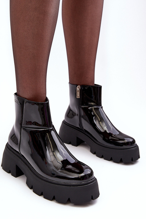 Чоботи жіночі лаковані шкіряні GOE MM2N4058 Чорні