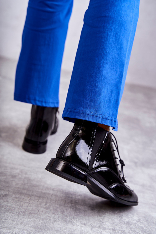 Черевики лаковані з декором Black Betrix