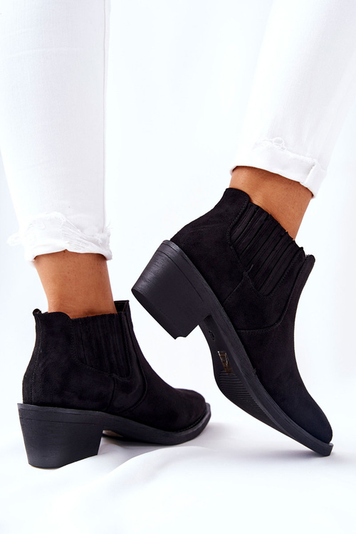 Замшеві чоботи чорні Assanella