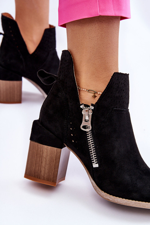 Замшеві черевики на масивних підборах чорні Camden