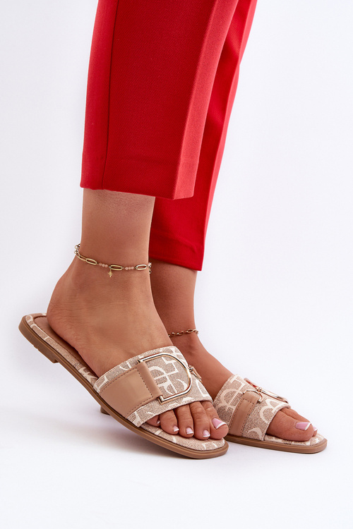 Блискучі жіночі шльопанці з прикрасами бежеві Taleci