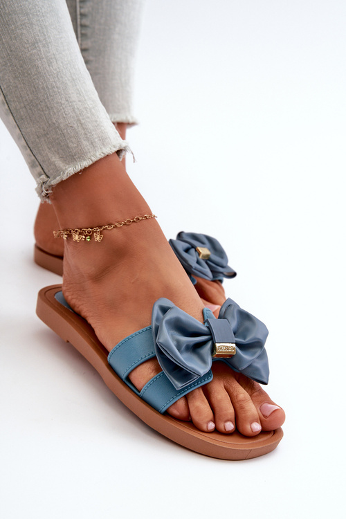 Жіночі сині босоніжки з бантом Rivarina