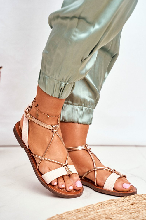 Жіночі босоніжки на плоскій підошві рожеві Alison