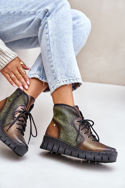 Шкіряні ботильйони на платформі та танкетці Maciejka 06702-09 Зелено-Золотий