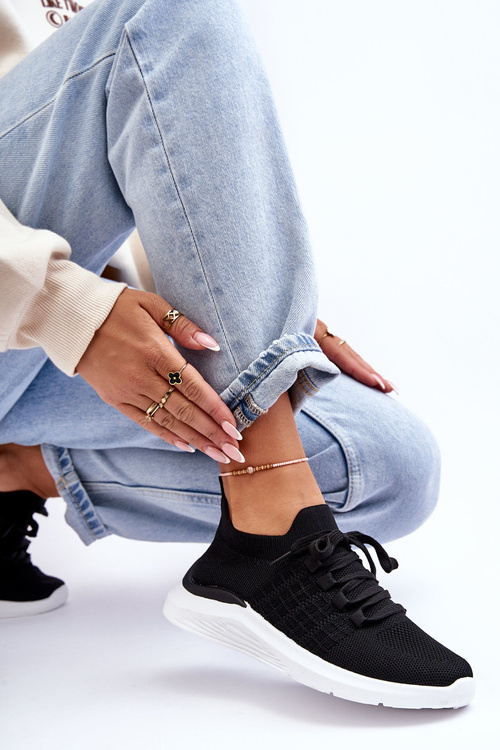 Класичне жіноче спортивне взуття чорного кольору Nikilla