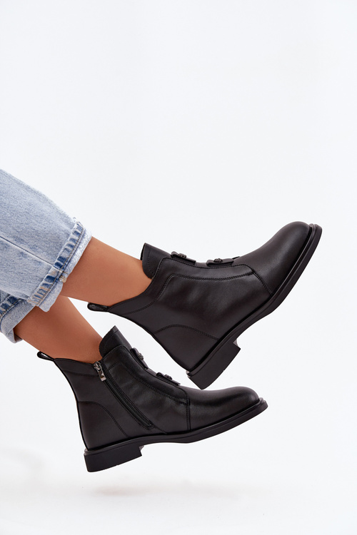 Шкіряні утеплені жіночі чоботи D&A MK52-026 Чорні