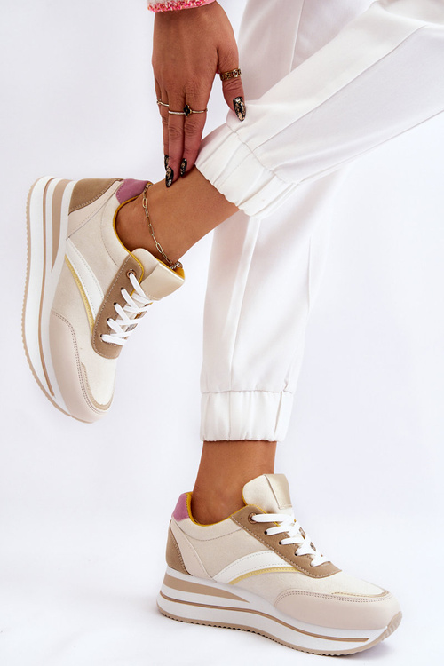 Бежеві кросівки на танкетці Hermain