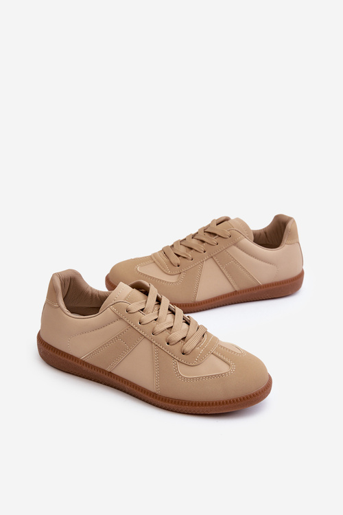 Жіночі низькі спортивні кросівки Білі Cafala