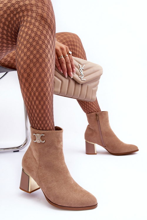 Шкіряні Чоботи На Каблуку З Орнаментом Бежеві Dwinja