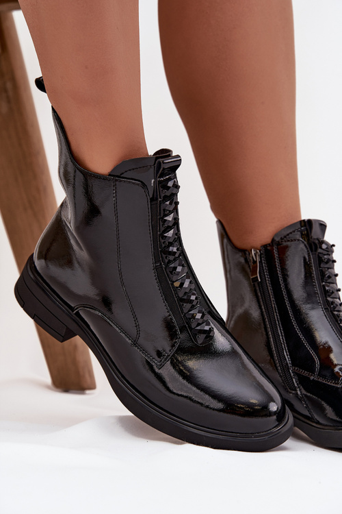 Лаковані жіночі чоботи з натуральної шкіри D&A MR52-108 Чорний