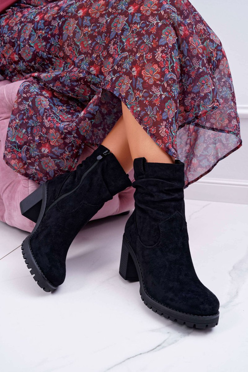 Жіночі чоботи на шпильці замшеві чорні Celma