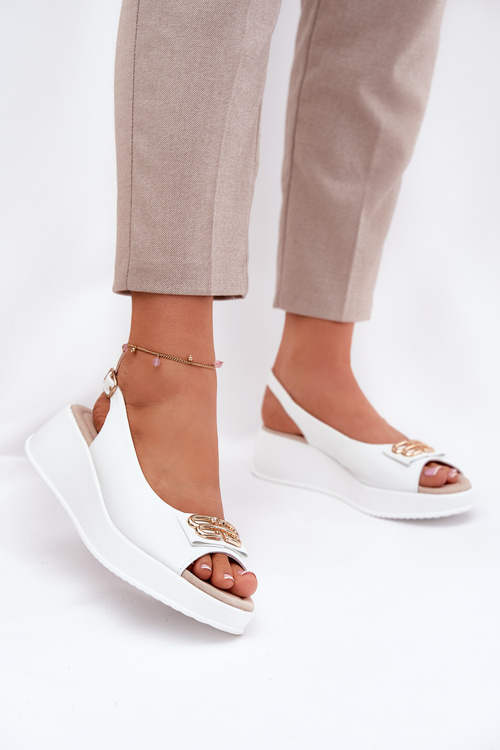 Жіночі Шкіряні Сандалі На Платформі З Декоративним Елементом Білі S.Barski LR51-593