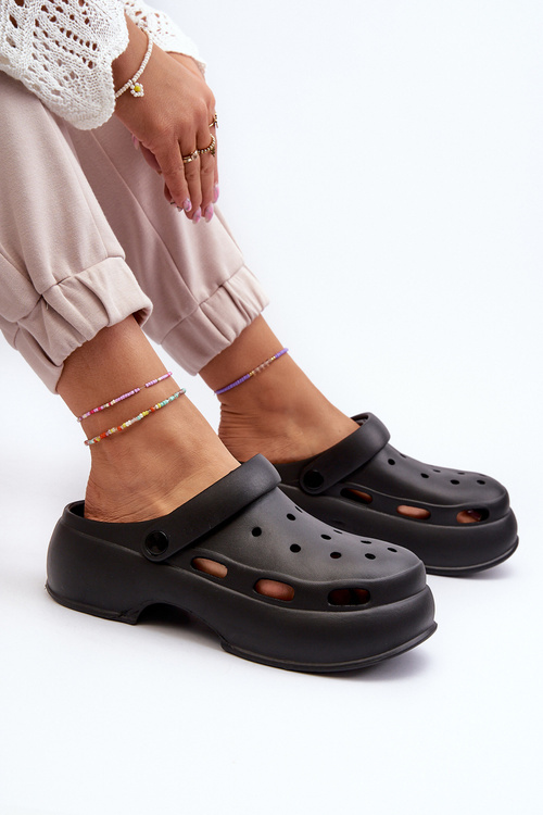 Жіночі поролонові шльопанці білі Ilariana