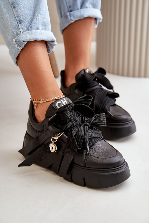 Жіночі шкіряні кросівки з декором CheBello 4292 Бежеві