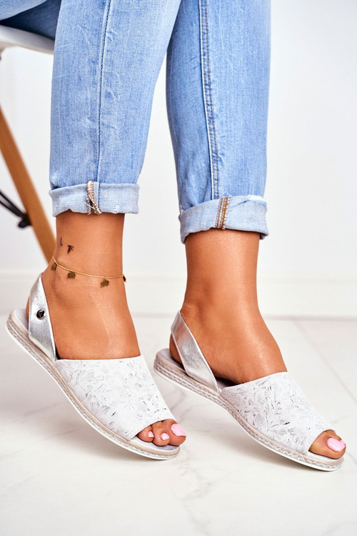 Жіночі срібні сандалі на плоскій підошві Sergio Leone SK030