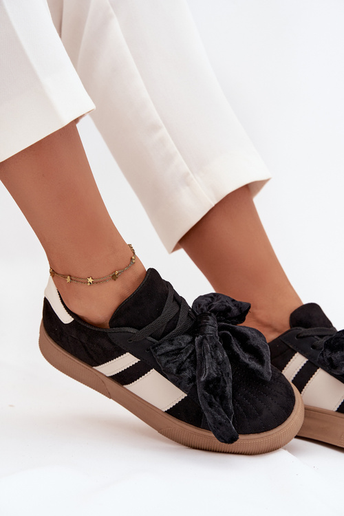 Жіночі кросівки з замшевим бантом чорні Ashlyn