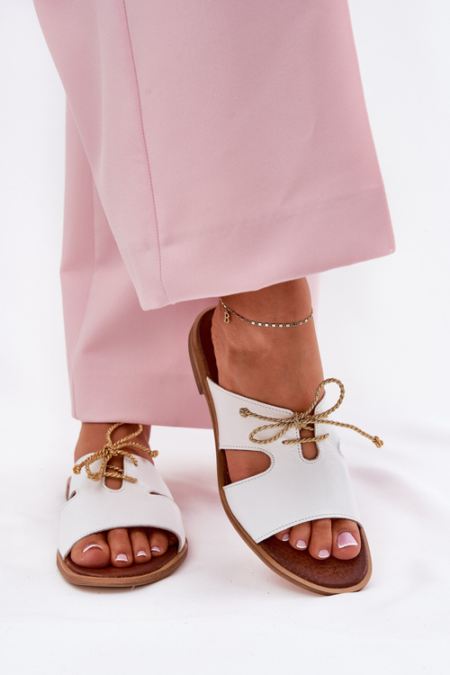 Шкіряні Жіночі Сандалі На Плоскому Каблуці Білі Zazoo 3022