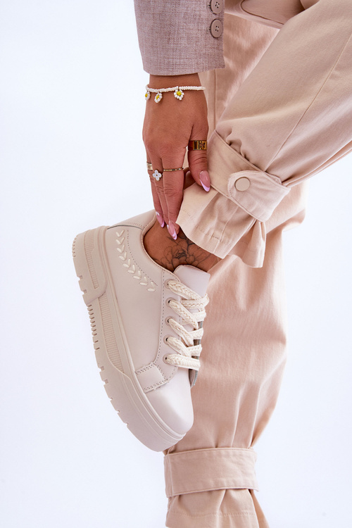 Комфортне жіноче спортивне взуття на платформі бежевого кольору Devan