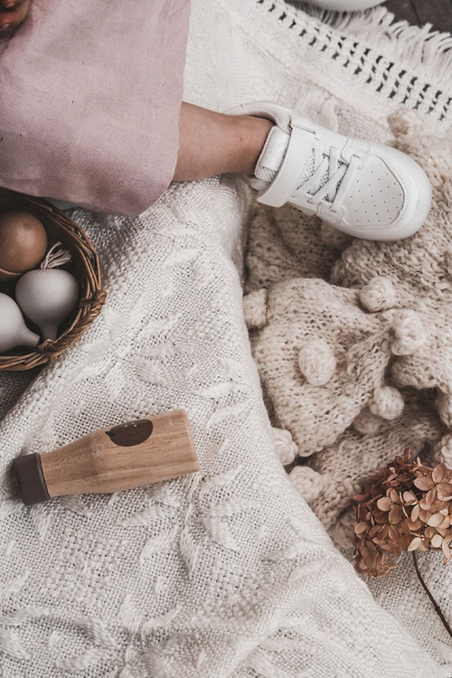 Дитяче шкіряне спортивне взуття на липучці White Angel