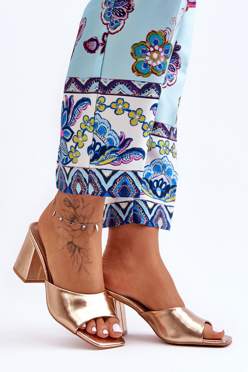 Жіночі шкіряні класичні тапочки Rose Gold Loara