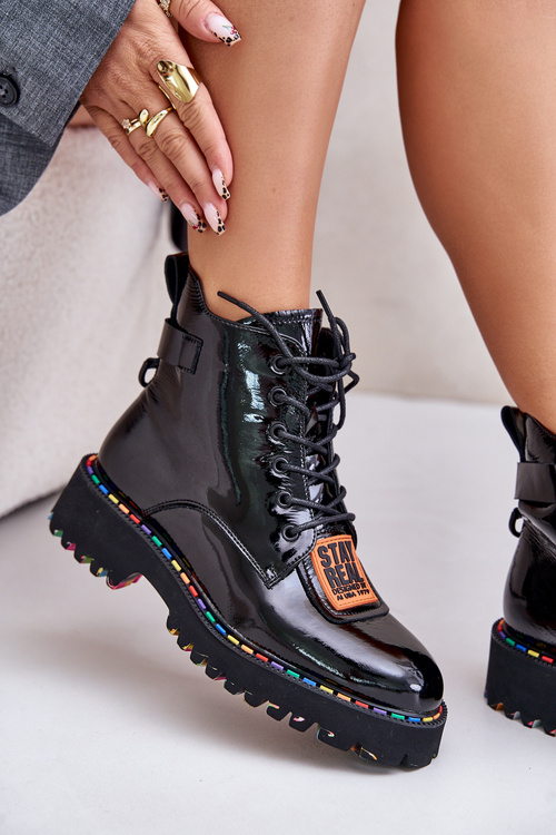 Лаковані ботильйони жіночі шкіряні на блискавці Artiker 55C0517 чорні