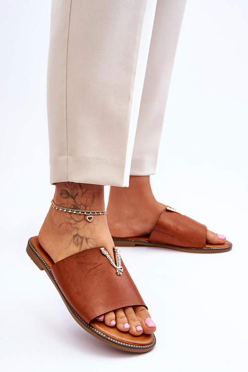 Жіночі класичні тапочки з прикрасами Camel Bertha