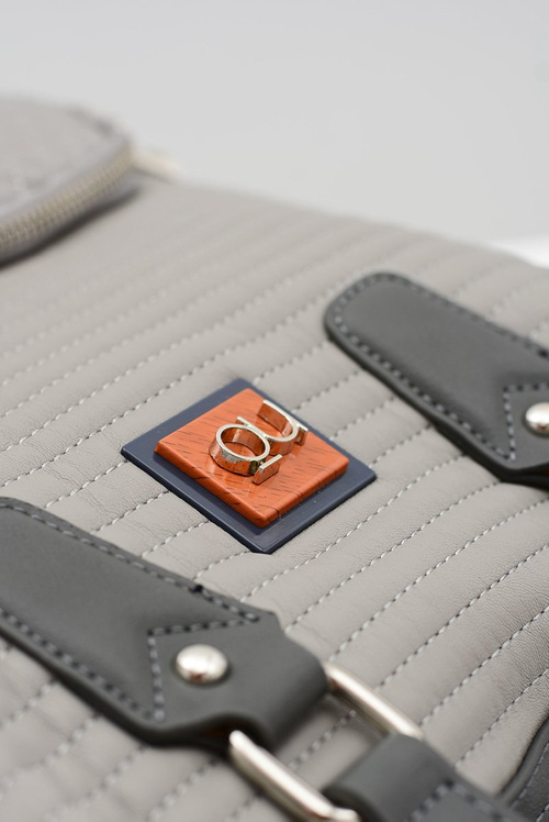 Жіноча велика стьобана сіра сумка Nobo