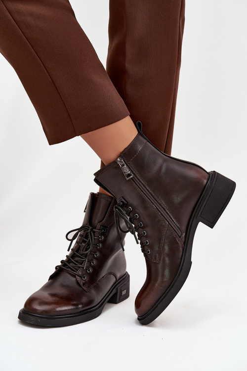 Жіночі чоботи з натуральної шкіри на низькому каблуці утеплені Vinceza 39955 Шоколадні