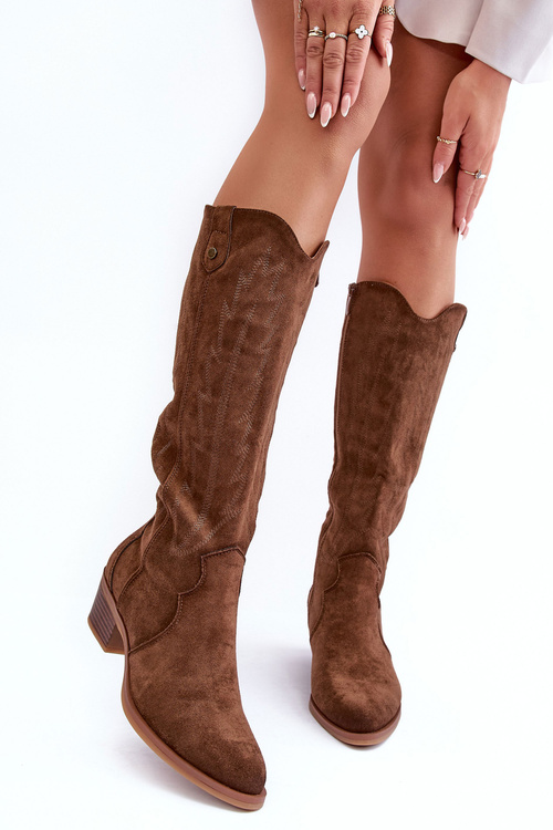 Замшеві ковбойські чоботи на низькому каблуці коричневого кольору Lunah