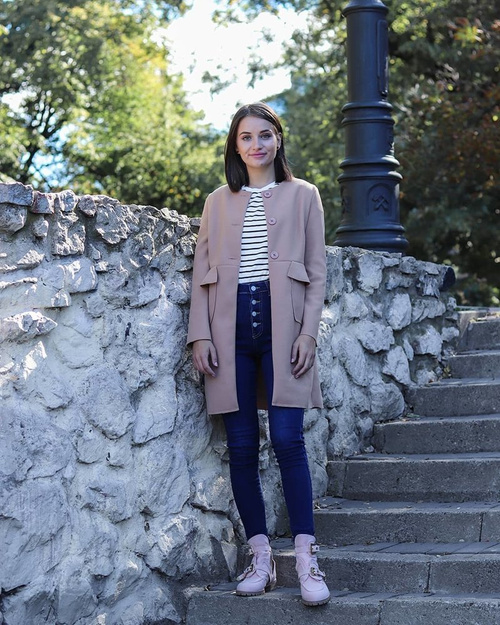 Рожеві замшеві чоботи з вирізами Lu Boo Rock Girl