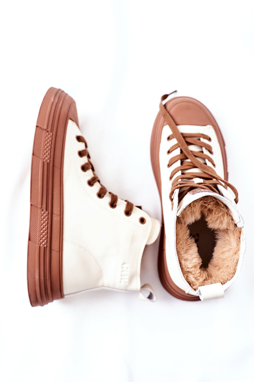 Жіночі утеплені кросівки GOE II2N4034 Білі