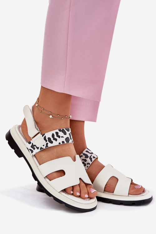 Жіночі Шкіряні Сандалі На Плоскому Каблуці Леопард Vinceza 66780 Бежеві