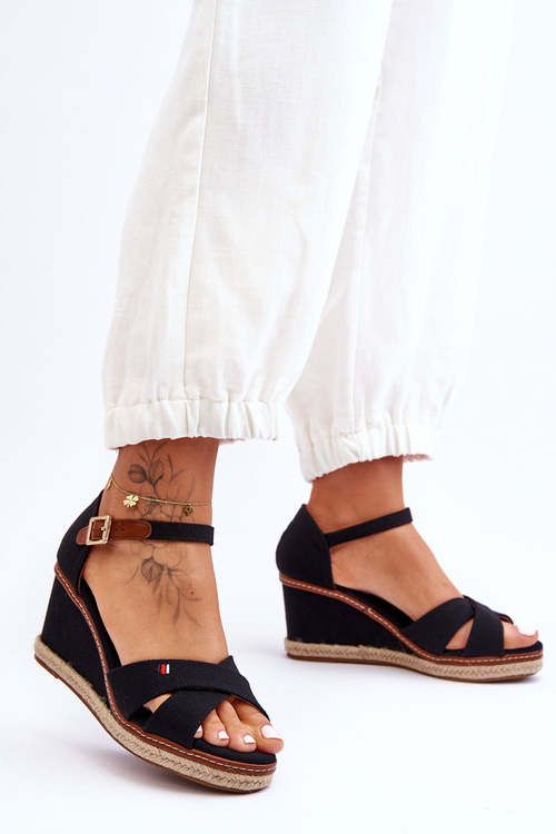 Жіночі босоніжки на танкетці Black Janet