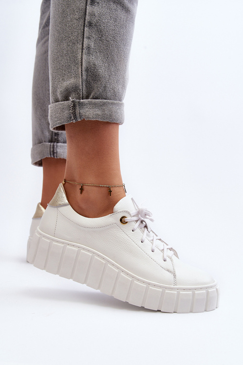 Жіночі шкіряні туфлі на масивній підошві Zazoo 2919 білі