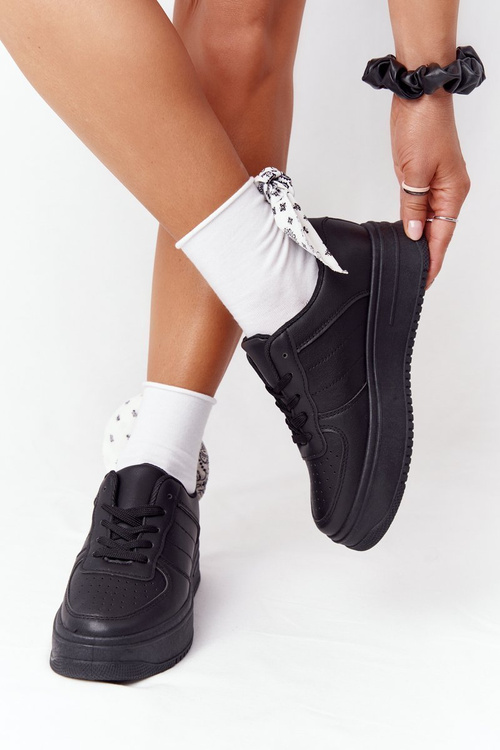 Жіноче спортивне взуття на платформі чорного кольору This Is Me