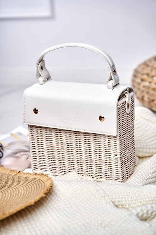 Жіноча біла нагрудна сумочка Monnari BAG3660-000