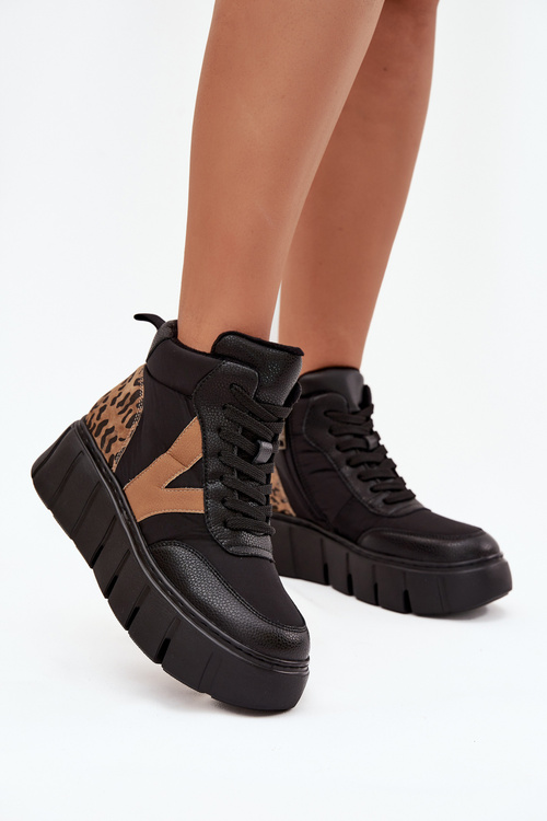 Шкіряні жіночі черевики на платформі з утепленням Vinceza 66838 Чорний