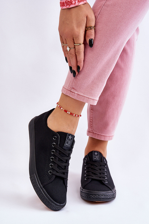 Жіночі класичні кросівки Eleya чорного кольору