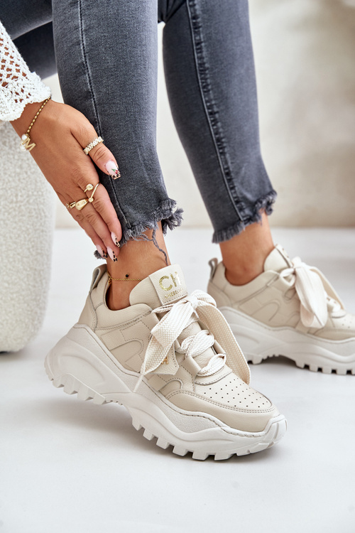 Жіночі шкіряні кросівки CheBello 4583 бежевого кольору