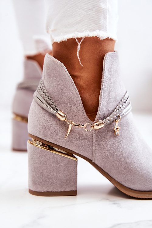 Замшеві ковбойські чоботи в смужку сірі Inessa