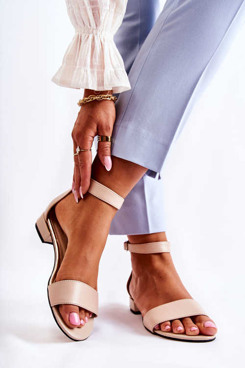 Жіночі шкіряні босоніжки бежеві Shanley