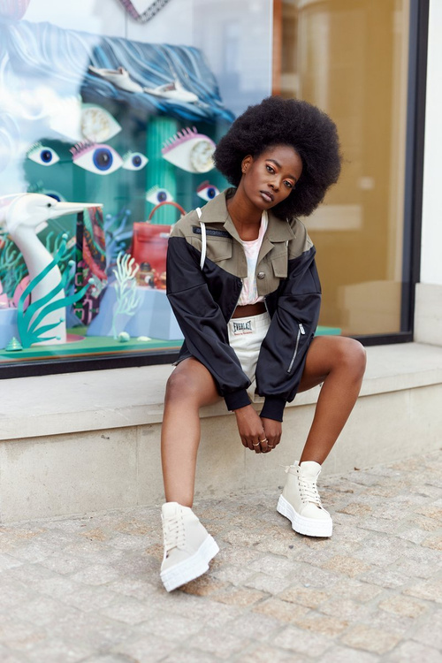 Жіночі високі кросівки на платформі бежеві Manhattan