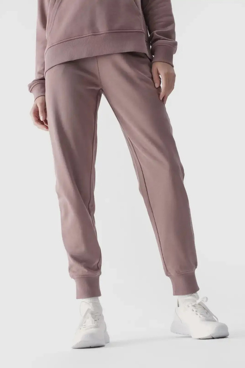 Жіночі спортивні штани 4F Бежеві 4FWMM00TTROF0945-83S