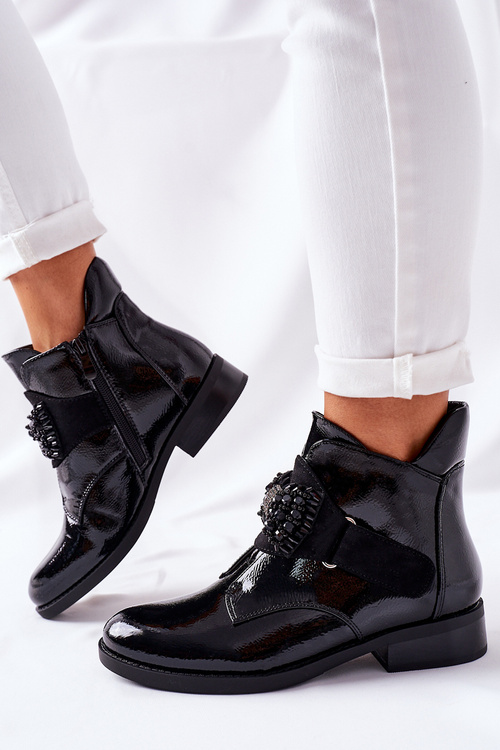 Жіночі черевики на плоскій підошві лаковані чорні кристали Schuler