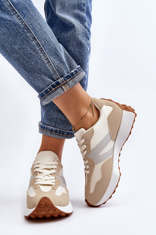 Жіноче бежеве спортивне взуття Chloette