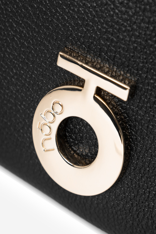 Чорна сумка через плече NOBO BAGP220-K020