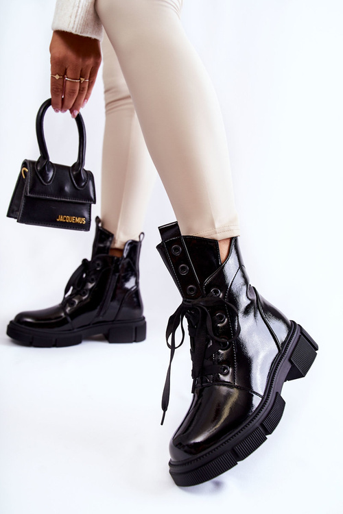 Жіночі теплі лаковані черевики Workers Black Efemia